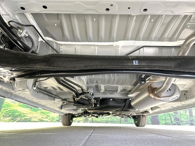 下回りがきれいなうちに、防錆加工の施工がオススメ。降雪地域はもちろん、沿岸部にお住いの方や、趣味でマリン・ウィンタースポーツをされる方にご好評いただいております。
