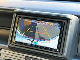 バックカメラ　搭載