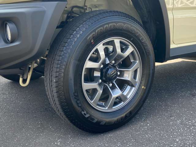 新車から中古車まで、今話題の車をお安く賢く購入する術を当社のノウハウを活かし実現します。買って満足、乗って納得♪購入後はしっかりとメンテナンスや感謝祭などのお得情報やチラシ・おはがきなど実施中。