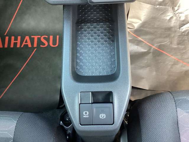 ☆車の保険は買ったところで加入するのがベストです。保険に関しても大手保険代理店をしておりますので安心してお任せください。不慮の事故の際も自社鈑金工場と連携して修理を進めてまいります☆