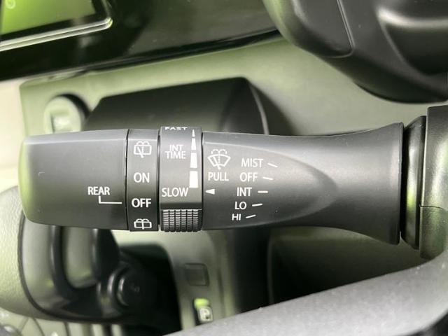 お車に合わせて無料保証以外にも、保証範囲、期間、距離を拡充させた有料保証もご用意しております！中古車の購入が初めてで不安・・・というお客様もご安心ください！