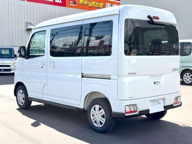 国交省の代わりに車検認定ができる「陸運局指定工場」の資格をもっており、熟練の整備士や国家資格を持った整備士が揃ってます！