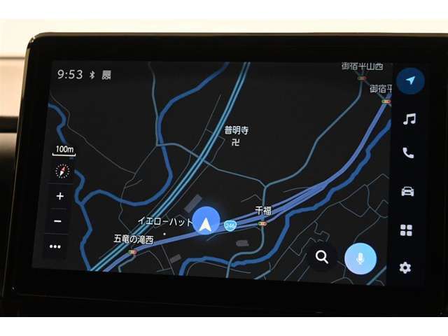 休日のドライブも簡単操作で目的地を設定でき、迷わず目的地まで案内してくれるナビゲーションです♪