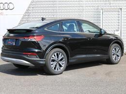 クルマ・社会・地球環境の調和を追求し、サステイナブルな未来を切り拓く、Audiの電気自動車。