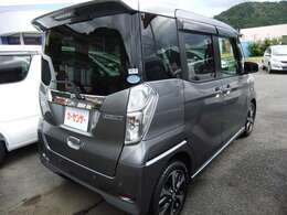 グレードはTセーフティプラスED・4WDです！