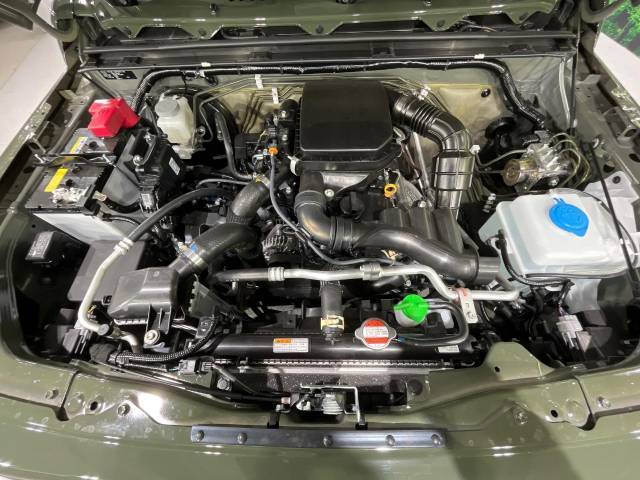 親切・丁寧な専門メカニックスタッフが応対！・車検・点検整備・事故等の修理などアフターサービスも安心。お車のカスタマイズもネクステージのサービススタッフまでご相談ください！