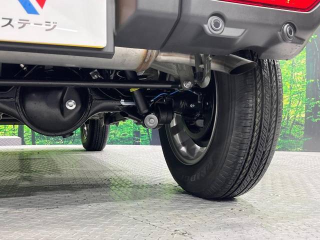 お車を安心してお乗りいただく為には、足回りの定期点検が欠かせません。サービスサポート（有償保証）では無料点検もご提供しており、安心のカーライフをお過ごしいただけるサポート体制が整っています。