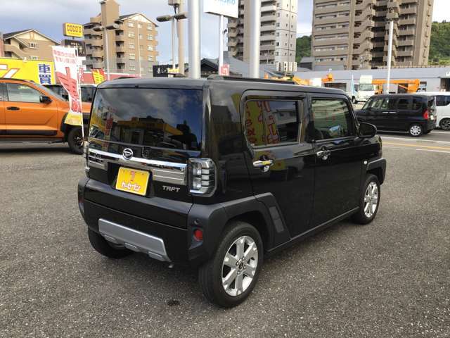 ご覧いただきましてありがとうございます。県外登録納車も承っております！お気軽にお問い合わせください。フリーダイヤル　0120-852-167　《カーセブン高須店》までお電話を！