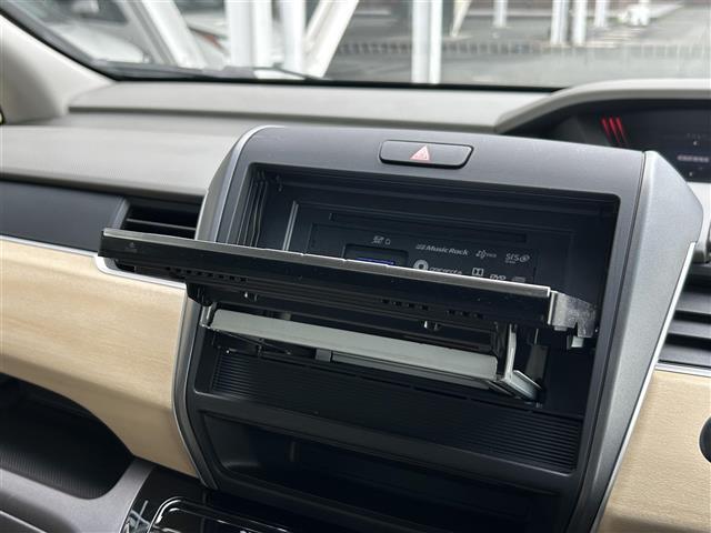 気になる車はすぐにお問い合わせください！右のカーセンサー専用無料ダイヤルから、専門スタッフがお車のご質問にお答えいたします！