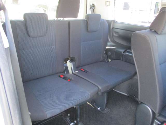 後席です。(3列目です）