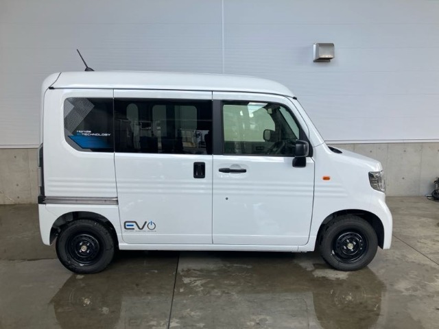 中古車のクレジット、カーリースもお取り扱いさせて頂いております。ご質問等も営業スタッフが対応させて頂きます。お気軽にお問い合わせください。