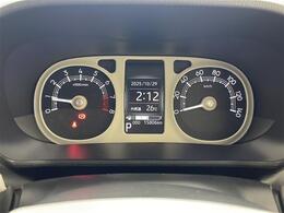 【スピードメーター】メーターがシンプルで見やすく運転しやすいですね！