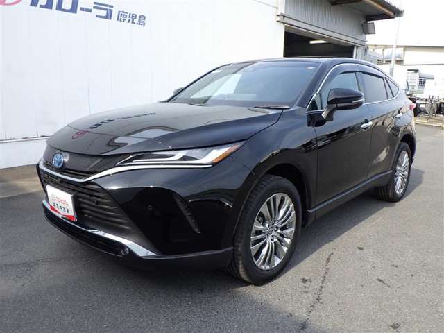 トヨタ認定中古車保証付！（1年間、距離無制限　HV車はHV保証付）　別途延長保証もご用意しております♪　ぜひ現車を確認にご来店ください