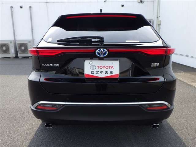 トヨタ認定中古車保証付！（1年間、距離無制限　HV車はHV保証付）　別途延長保証もご用意しております♪　ぜひ現車を確認にご来店ください