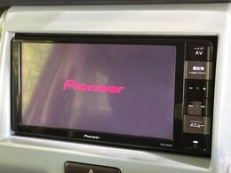 【ナビゲーション】使いやすいナビで目的地までしっかり案内してくれます。各種オーディオ再生機能も充実しており、お車の運転がさらに楽しくなります！！