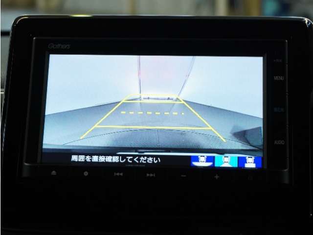 ◆バックカメラ◆リバースにするだけで映ります、後方の安全確認や、狭い駐車場での車庫入れ、雨の日や夜間など視界の悪い時に便利です！安全にバックする為には欠かせない装備です。