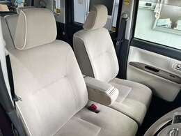 運転席シート廻りは使用感も少なく、良好な状態です。