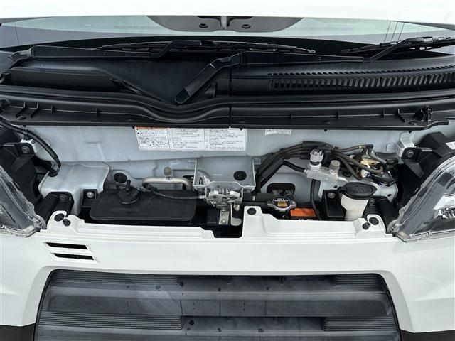 国土交通省認証の自社工場を完備しております。ご納車後のメンテナンスもお任せ下さい。