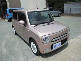 販売期間は平成25年6月から平成26年11月までであり、販売期間がとても短いグレードになります。女性をメインターゲットに開発され、コンセプトは「一目惚れ」の言葉通り、丸目ランプで威圧感が無く、