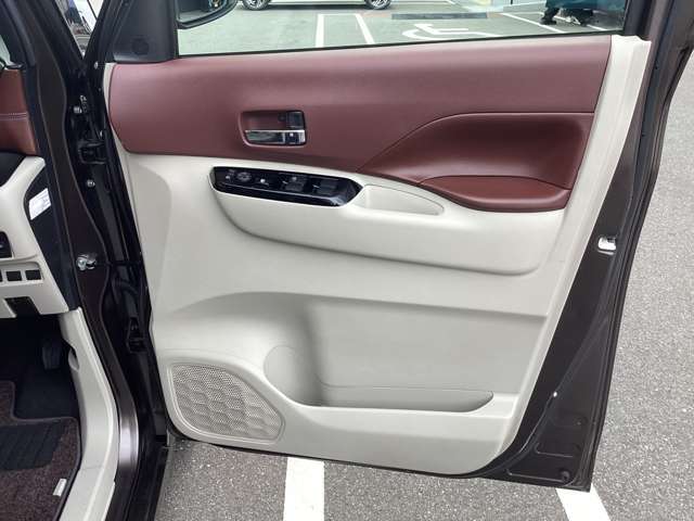 お問い合わせは0436-42-1160まで、お気軽にどうぞ♪千葉日産は水曜日が定休日となりますが、10時から18時まで営業しております。火曜日も連休の場合もございますので、ご留意くださいませ。