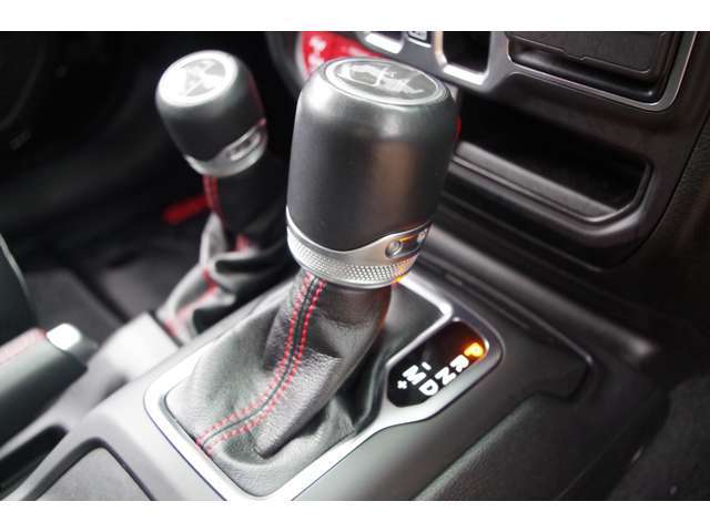 メンテナンスパックはご購入時だけのお得な点検・整備パック(有償)。点検コースと車検コースがございます。詳しくは店舗コーディネーターまでお問い合わせ下さい。