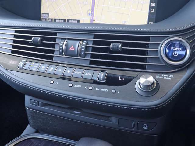 カーセブンは自動車買取サービス顧客満足度にて「最優秀賞」を受賞いたしました！下取り車も安心してご売却ください！