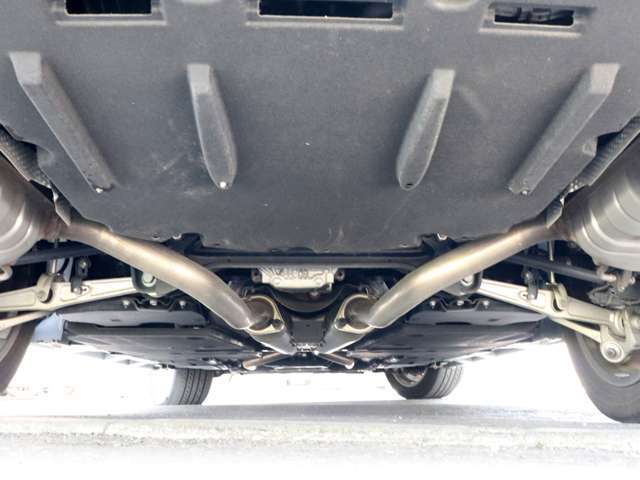 LS500hをお探しの方はカーセブン札幌東店へ！011-781-2464までお気軽にお問合せ下さい！