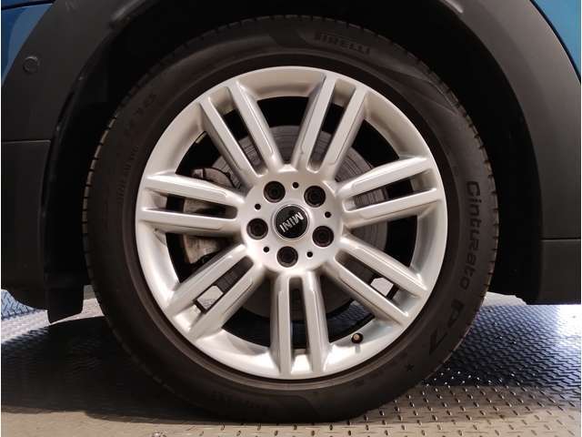 ☆お洒落は足元から☆洗練されたデザインのアルミホイール☆フリーダイヤル：0078-6002-210897迄】お問合せ下さいませ！