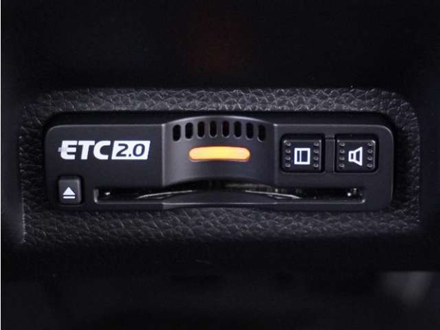 今や必需品の◆ETC車載器　装備車◆　有料道路を利用する際にスムースに通過でき、わずらわしい料金支払いから開放されます！