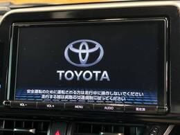 【純正ナビ】人気の純正ナビを装備。オーディオ機能も充実しており、Bluetooth接続すればお持ちのスマホやMP3プレイヤーの音楽を再生可能！毎日の運転がさらに楽しくなります！！