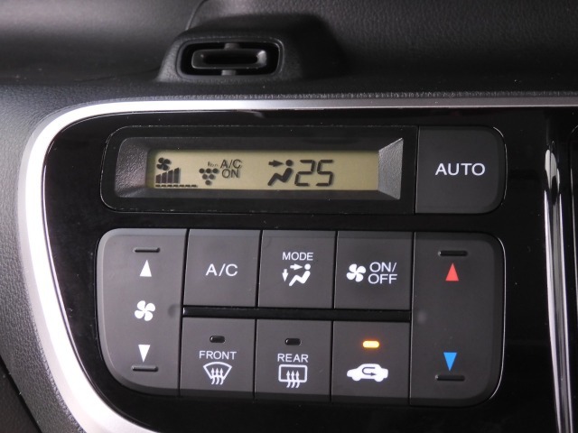 ◆プラズマクラスター技術搭載フルオートエアコン◆空気の浄化や脱臭だけでなく、お肌にもうれしい効果のあるプラズマクラスター技術を搭載したエアコンです。