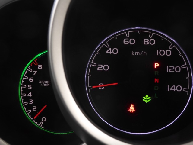 ◆メーターパネル◆視認性の良いシンプルなメーターデザインはドライバーに情報をわかりやすく伝えてくれます。