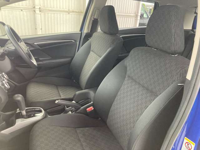 【買わなくてもOK！お気軽にお問い合わせください☆】中古車は一物一価、毎日のように在庫の入れ替わりがあります。気になる車は取り敢えずお問い合わせしてみてください♪