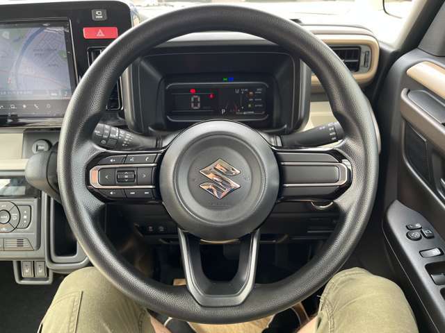 自動車の販売はもちろん、各種自動車保険の取り扱いをいたしております。当社で自動車保険に加入頂ければ、レッカーサービス、面倒な事故対応や修理等も窓口一つでサポートいたします。
