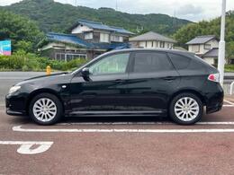 WECARSの在庫ページをご覧いただき誠にありがとうございます！WECARSは「お客様第一」をモットーにお客様のカーライフを全力でサポートいたします！