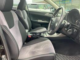 「この車の写真をもっと見たい」「状態が気になる」「この装備はついている？」どんな小さな疑問でもお気軽にお問い合わせください！