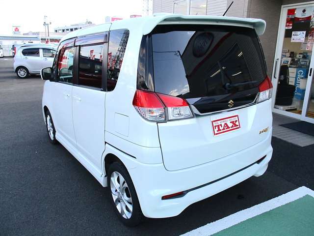 国家資格車検検査員資格を持った10人の整備士による整備。ステレオ、エアコン等走行に関係のない所も不具合箇所があれば修理してお渡ししております。