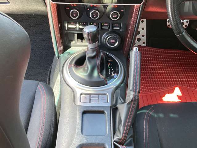 西日本自動車のココが安心！！その7西日本自動車では、県下一円の整備工場と提携しており、お客様のお車のトラブルをスムーズに解決いたします。