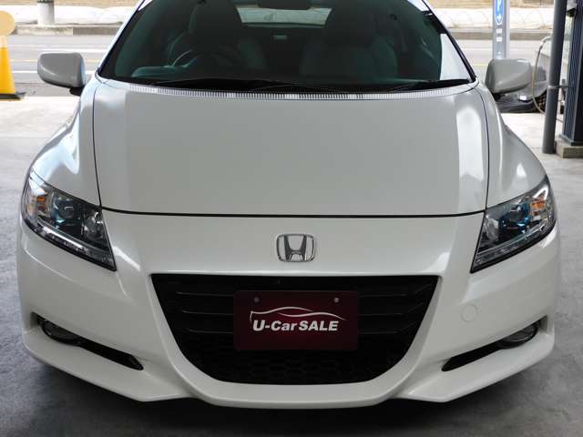 車体前方のフロント廻りに軽い修復歴跡がございますが走行に不具合はございませんのでご安心くださいませ