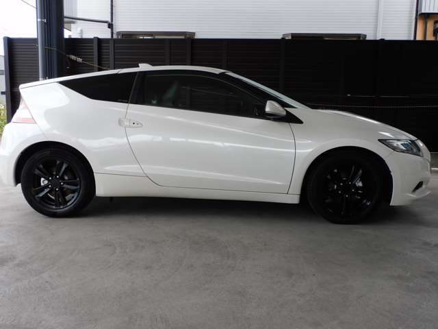 【自動車保険】あいおいニッセイ同和損保さんと提携しております。自動車保険に関するさまざまなお困り事に、充実したサービスと事故対応でお客様に安心をご提供します