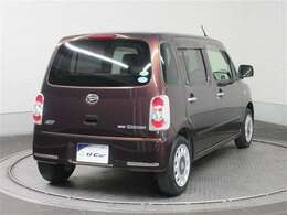 中古車ならトヨタのU-Car。1年間走行距離無制限のトヨタロングラン保証がついて安心です。　※ボディカラー及び内装色は、画像の色と実際の色が異なって見える場合がございます。