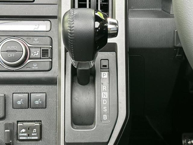 お車に合わせて無料保証以外にも、保証範囲、期間、距離を拡充させた有料保証もご用意しております！中古車の購入が初めてで不安・・・というお客様もご安心ください！
