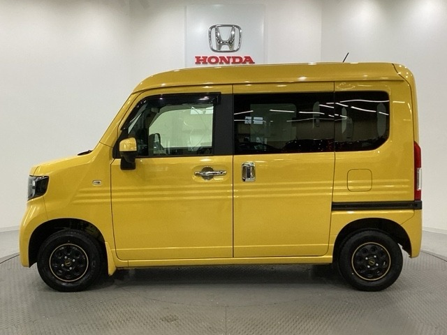 購入後も自社指定整備工場完備でお客様の愛車をしっかりサポート致します！御納車時には安全かつ安心してお乗り頂けるようホンダ専門知識を持つ整備スタッフが点検・整備・装備も説明をしてお渡ししております。