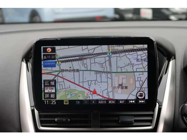 パナソニック製9型フローティングナビ　DVD再生　Blu-ray　Bluetooth　CD録音機能