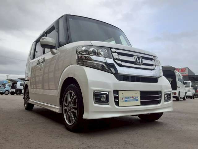 実際に運転席に座り、装備に触れたりエンジンをかけてみて頂くことも可能です！その際はスタッフまでお気軽にお声がけください♪
