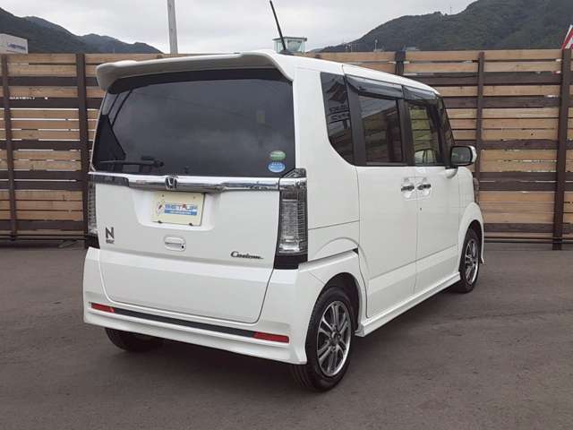 セットアップ キャッセン大船渡店は店頭の展示車だけではなく車検のコバック大船渡店の展示車両もご紹介できます。