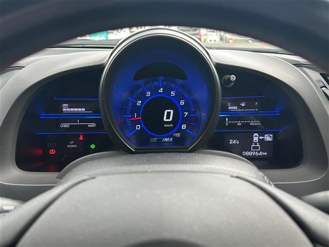 【スピードメーター】メーターがシンプルで見やすく運転しやすいですね！