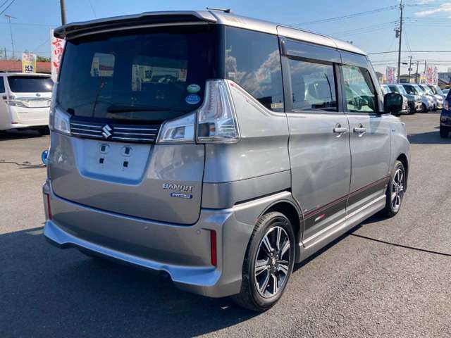 「カーセブン神栖店」は、中古車はもちろん！新車・登録済未使用車も取り扱っております。又、お車の整備・鈑金・コーティング・その他オプションも取り扱っております！お気軽にご相談ください。