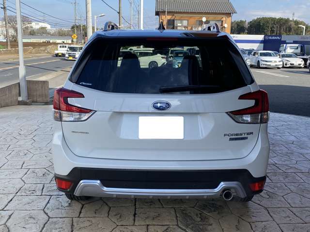 スバル フォレスター 2.0 アドバンス 4WD 2023年 116キロ (千葉
