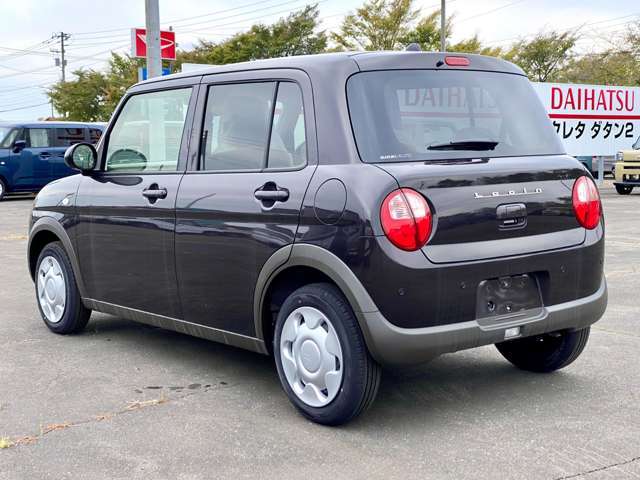 国交省の代わりに車検認定ができる「陸運局指定工場」の資格をもっており、熟練の整備士や国家資格を持った整備士が揃ってます！